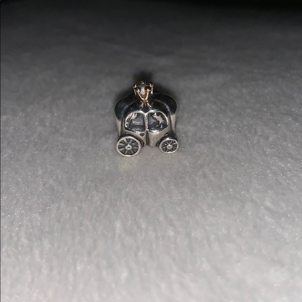 Pandora carriage charm